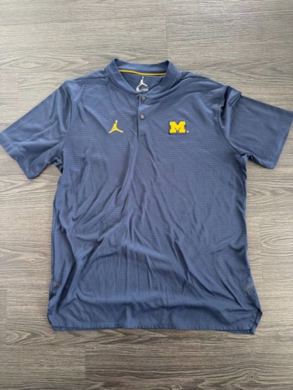 Jordan Brand Michigan Wolverines Snap Button Polo Men's Size L Navy Textured